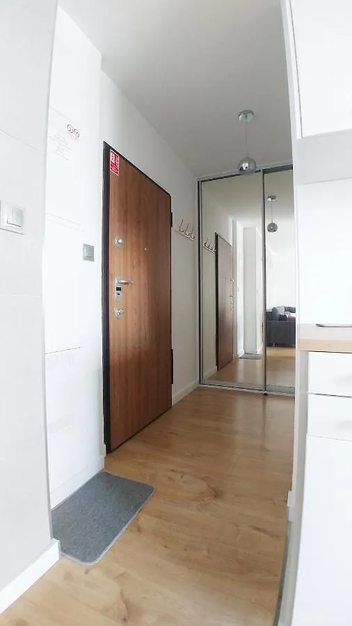 Old Town Mirror Apartment - Garage غدانسك بولندا